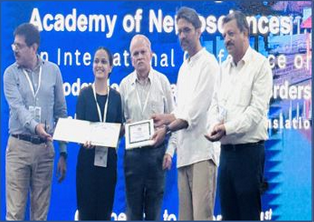 त्रिवेंद्रम में आयोजित इंडियन एकेडमी ऑफ न्यूरोसाइंसेज़ की वार्षिक बैठक में सर्वश्रेष्ठ पोस्टर पुरस्कार जीतने पर सुश्री रुतुजा पेंधारकर को हार्दिक बधाई।